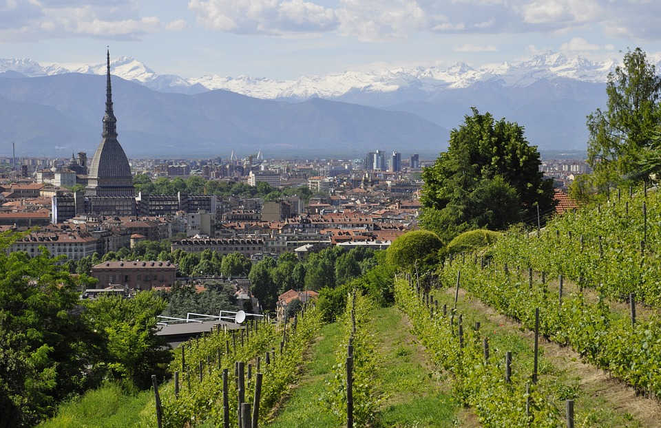 paesaggio di torino in piemonte