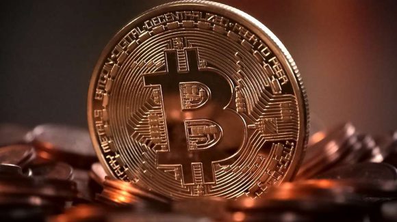 GIS e blockchain, georeferenziare il flusso di bitcoin GIS e blockchain, georeferenziare il flusso di bitcoin