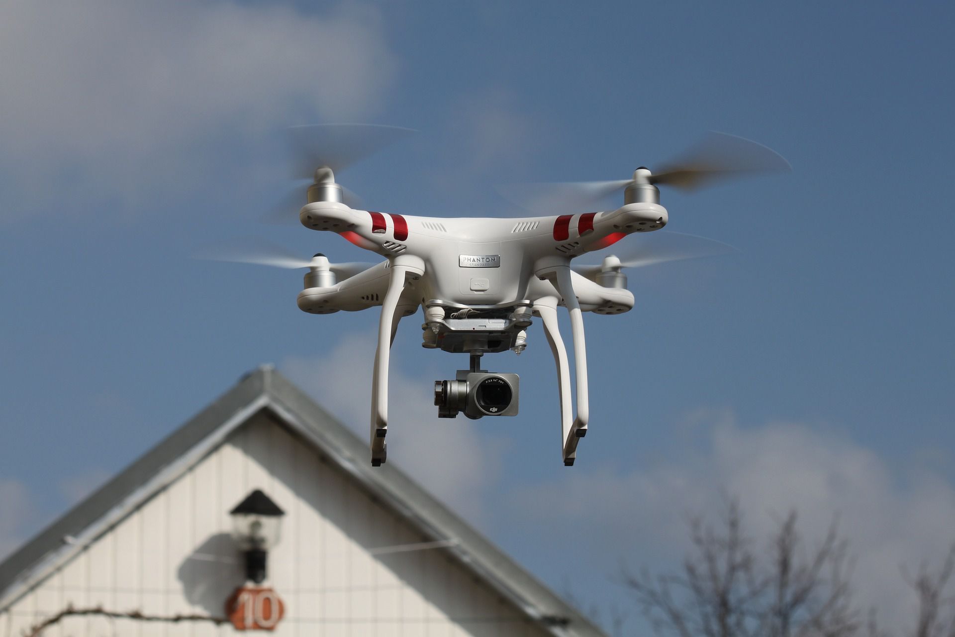 drone su città